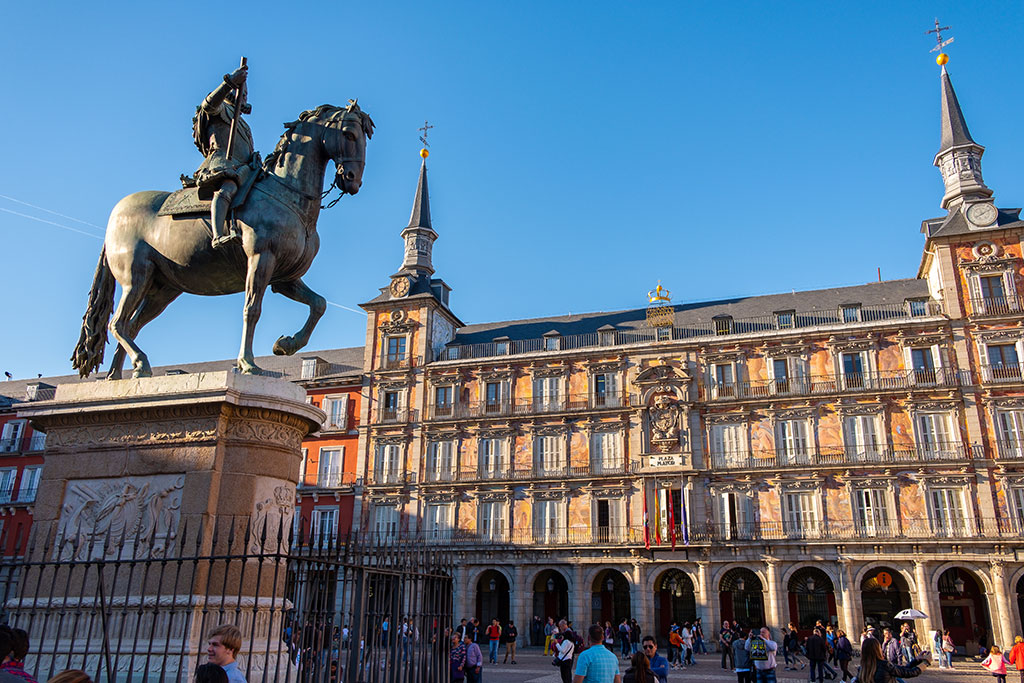 Madrid: dove dormire e mangiare nella capitale spagnola Plaza Mayor